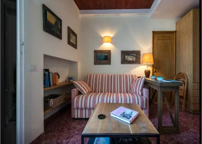 Le Camerelle 83 Vakantiehuis *